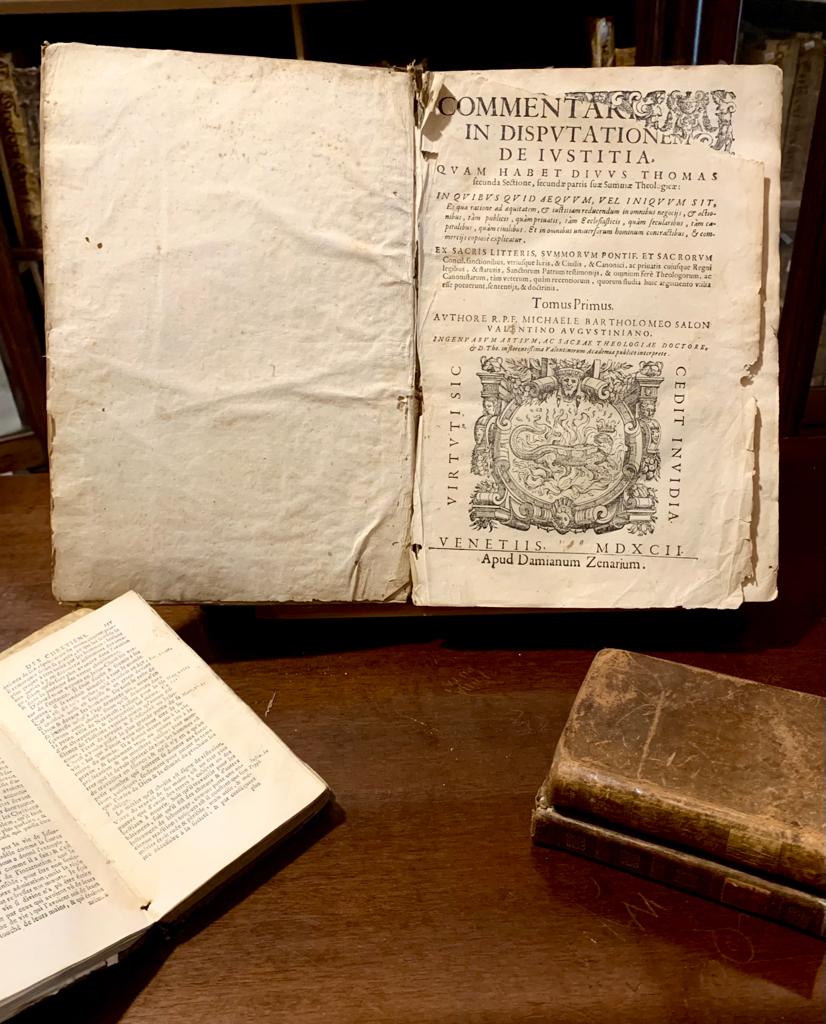 Foto 1 de 3 del artículo «Donación de una obra de 1592 a la Biblioteca Histórica Aguilar y Eslava»