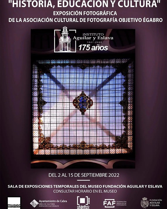 Foto 2 de 2 del artículo «La Asociación Cultural de Fotógrafos egabrenses homenajea al IES Aguilar y Eslava»