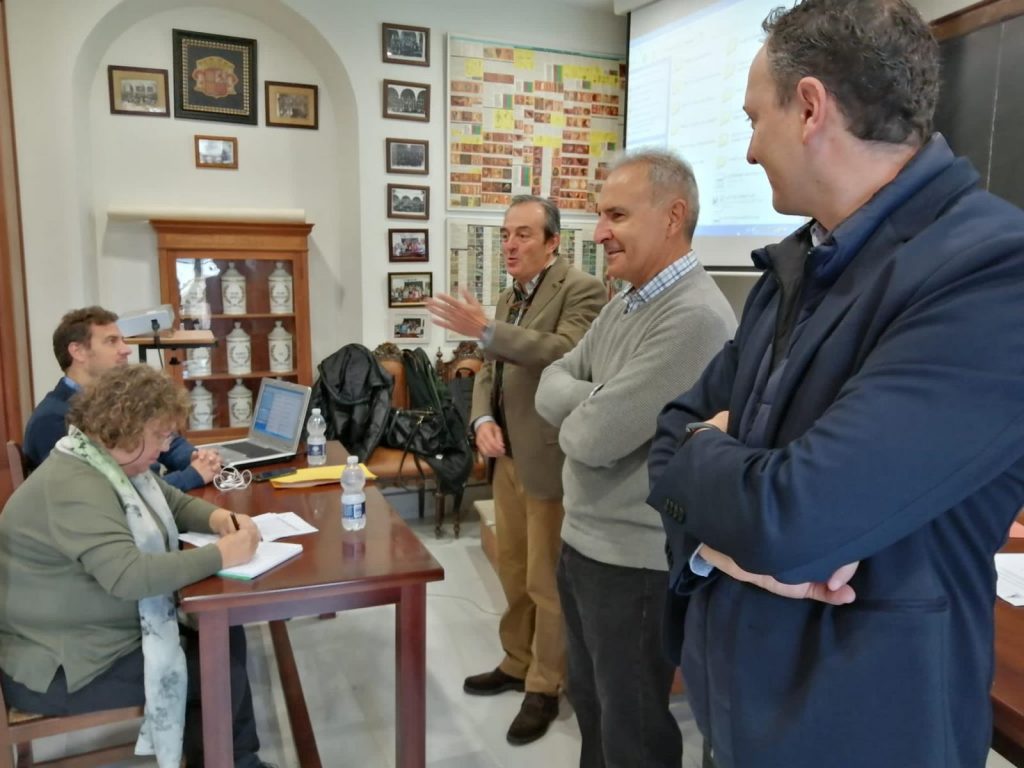 Foto 1 de 2 del artículo «Reunión de la Junta Rectora del Parque Natural de las Sierras Subbéticas en el Museo…»